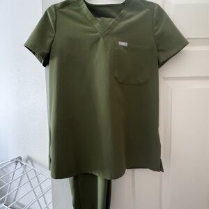 Figs Olive Green Scrub Set